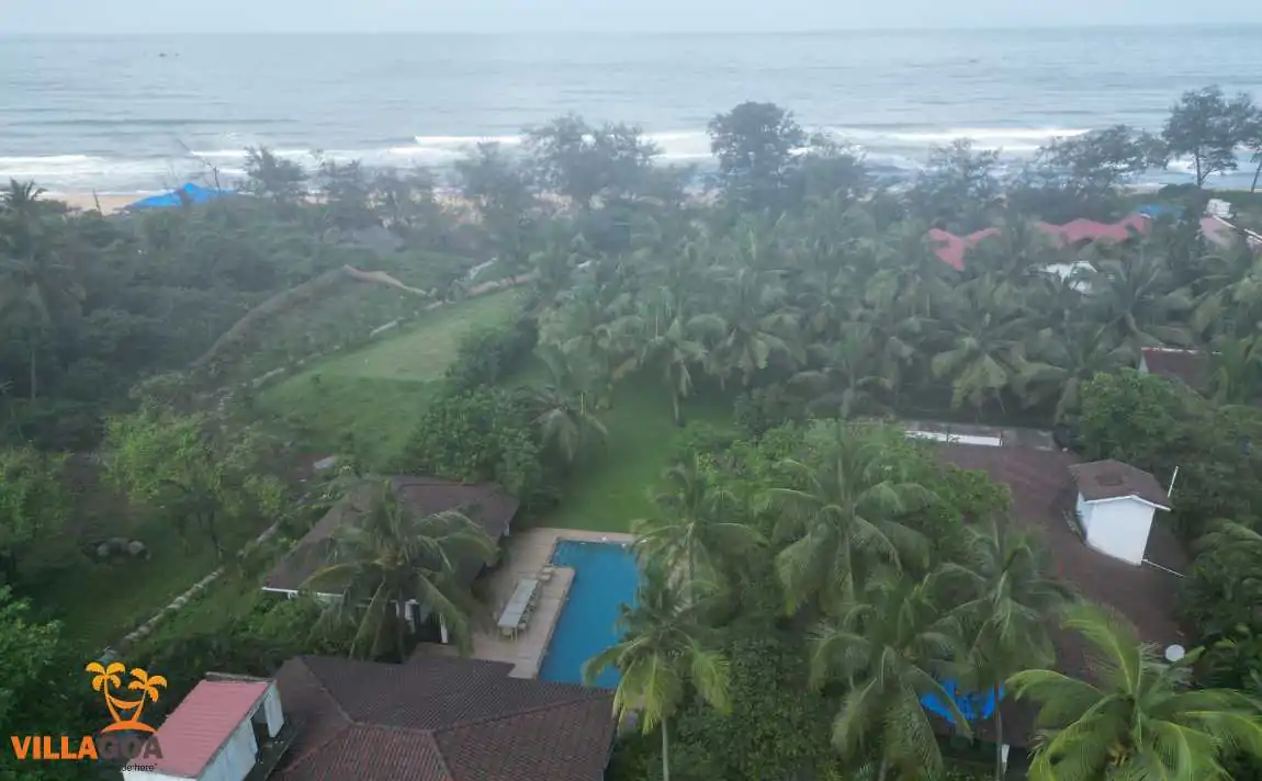 19 bedroom Villas Beach Touch