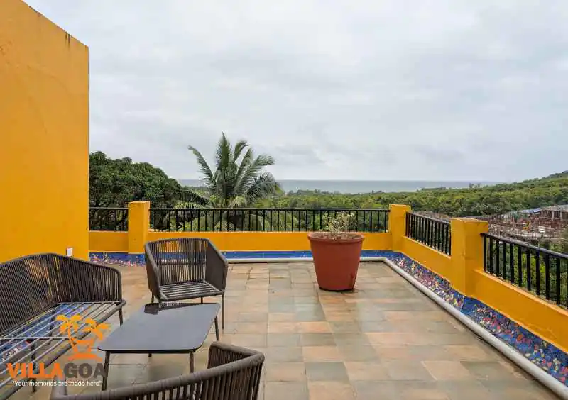 Sea View 6 Bedroom Villa Morjim