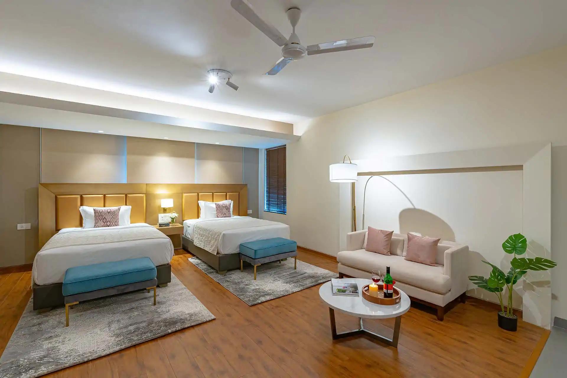 10 Bedroom Luxury Villa Isa