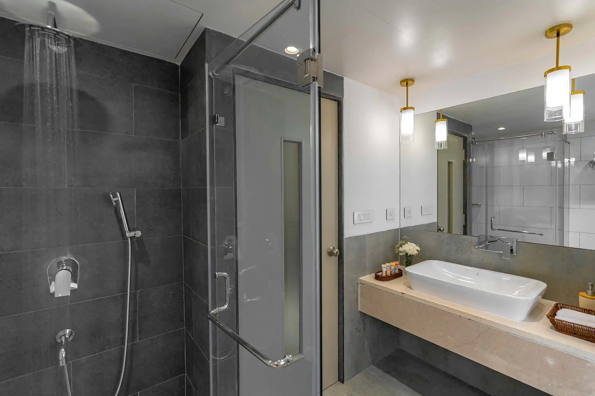 10 Bedroom Luxury Villa Isa